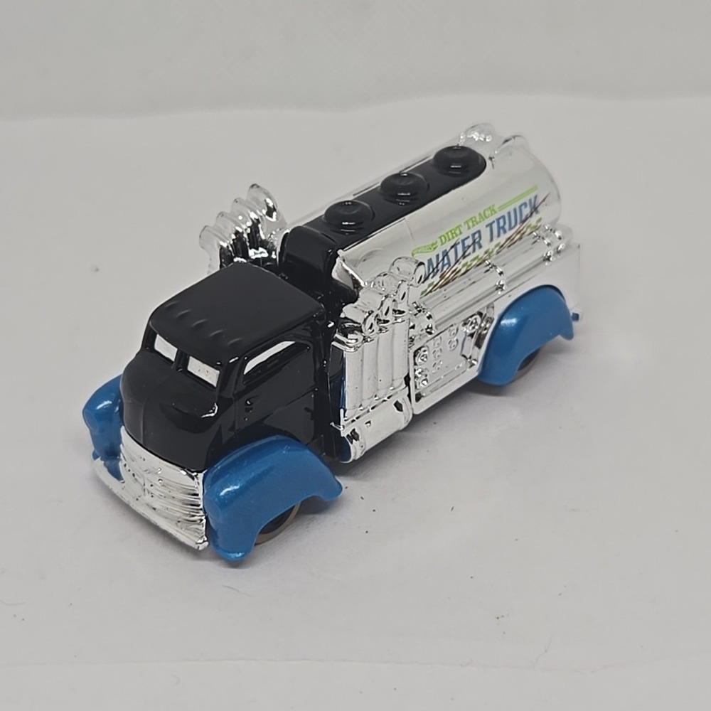 2018 Hot Wheels Fast Gassin Water Tanker Truck 1:64 Black Blue Chrome